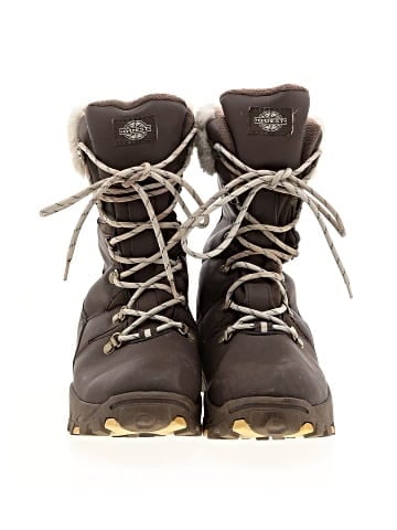 Quest Boots (view 2)