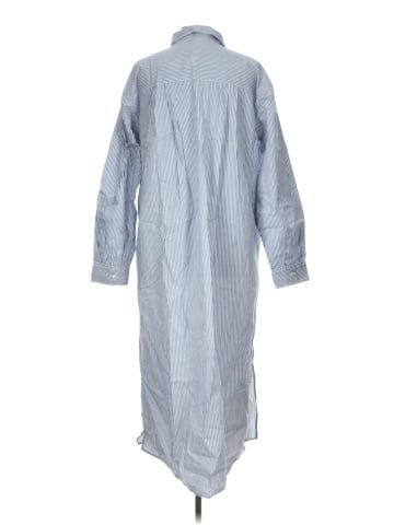 Old Navy Casual Dress (view 2)