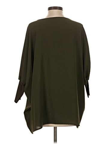 Ivy Jane 3/4 Sleeve Top (view 2)