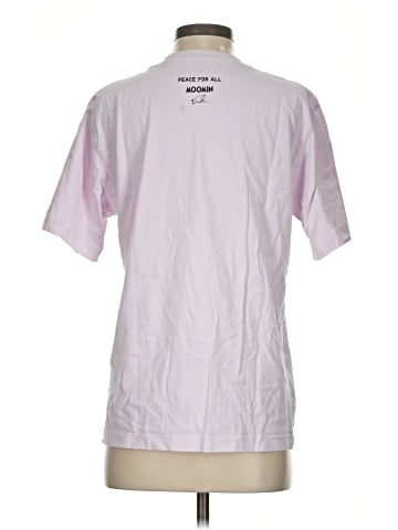 Uniqlo Short Sleeve T-Shirt (view 2)