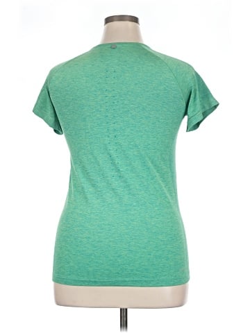 Nike Active T-Shirt (view 2)