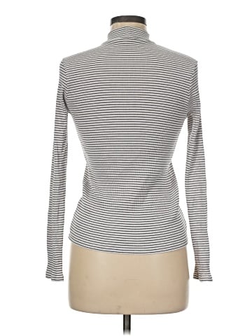 Uniqlo Long Sleeve Turtleneck (view 2)