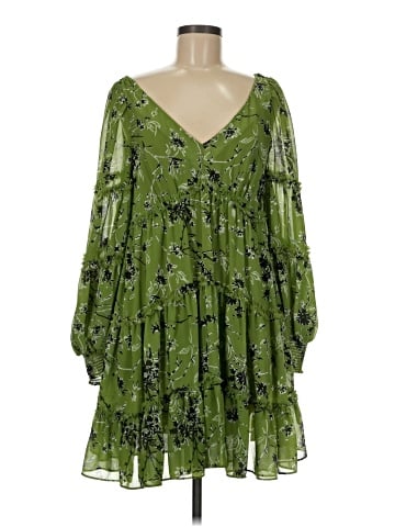Cinq à Sept Cocktail Dress (view 1)
