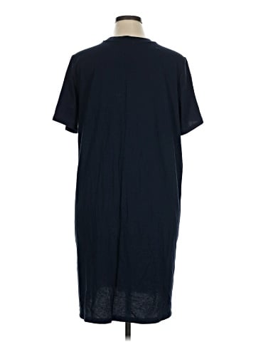 Old Navy Casual Dress (view 2)