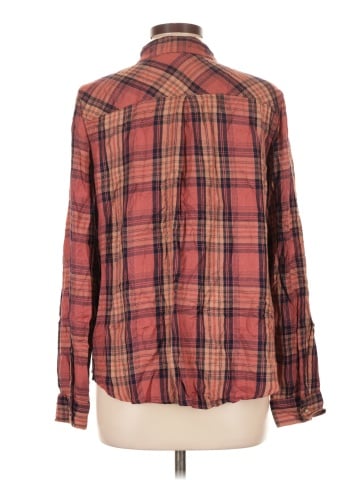 Maurices Long Sleeve Button-Down Shirt (view 2)