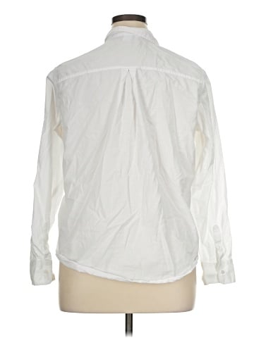 Old Navy Long Sleeve Button-Down Shirt (view 2)