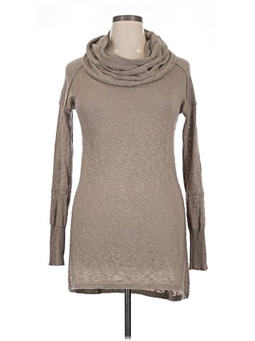 Ruby Moon Long Sleeve Turtleneck (view 1)