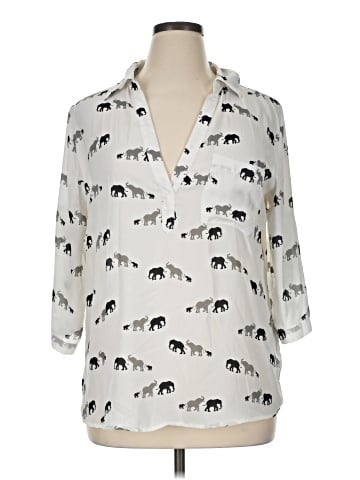 New York & Company 3/4 Sleeve Blouse (view 1)