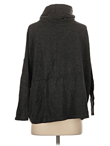 Capote 3/4 Sleeve Turtleneck (view 2)