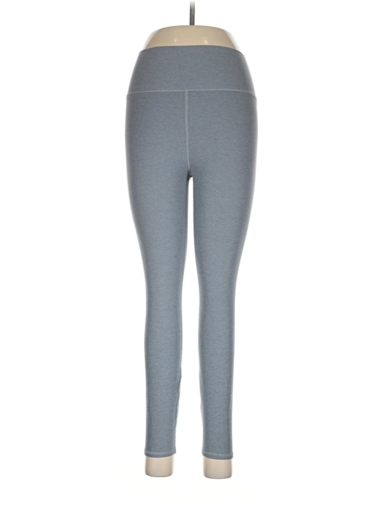 Click to view more detailed imagery on our partner's website Pre-owned Vuori Active Pants In Gray