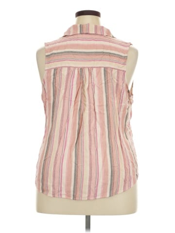 Maurices Sleeveless Button-Down Shirt (view 2)