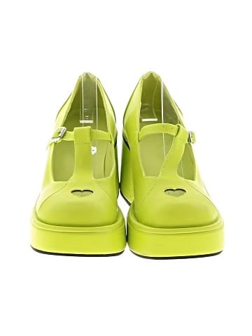 Delia's Heels (view 2)
