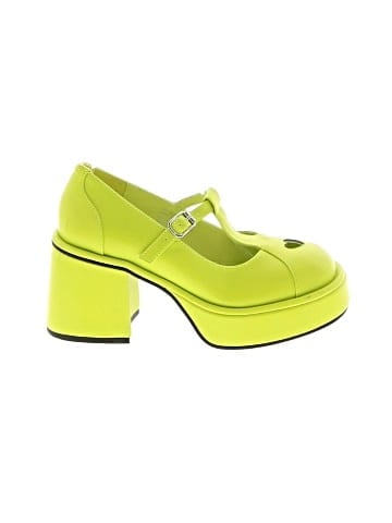 Delia's Heels (view 1)
