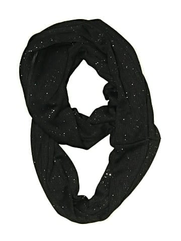 Sholdit Scarf (view 1)
