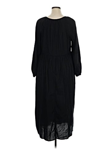 Old Navy Casual Dress (view 2)