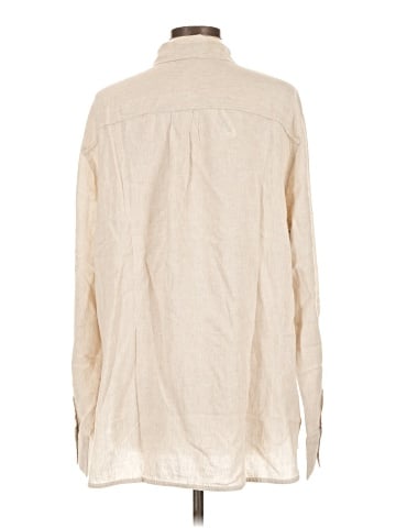 Old Navy Long Sleeve Button-Down Shirt (view 2)