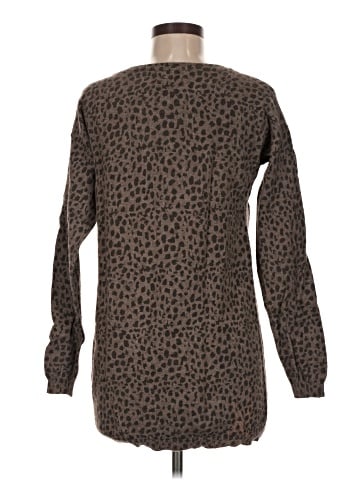 BB Dakota Pullover Sweater (view 2)