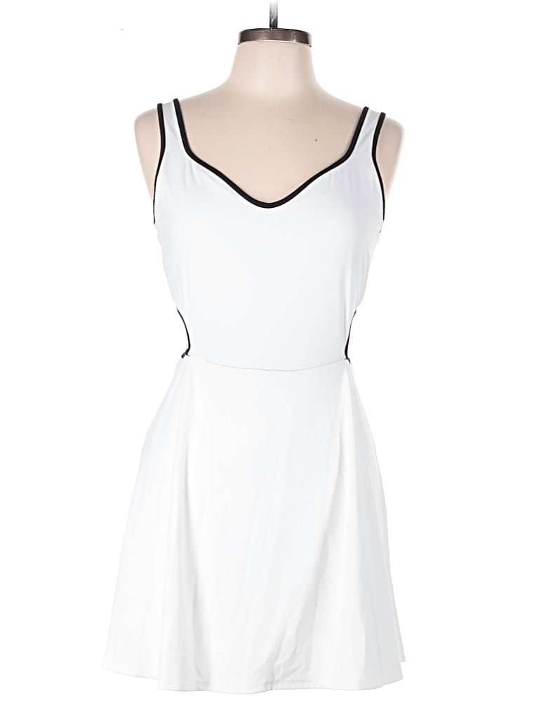 Pre-owned Active By Old Navy Romper In White