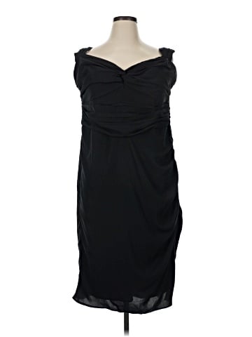 Abercrombie & Fitch Cocktail Dress (view 1)
