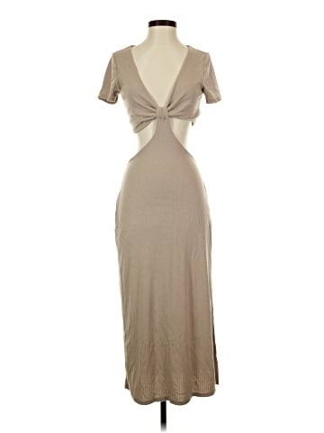 Le Lis Casual Dress (view 1)