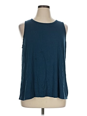 Old Navy Sleeveless T-Shirt (view 1)