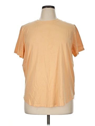 Lululemon Athletica Short Sleeve T-Shirt (view 1)
