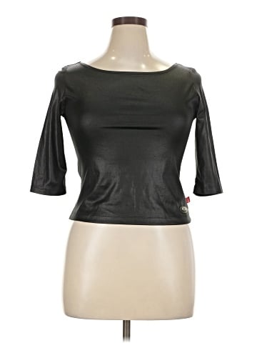 Mudd 3/4 Sleeve Top (view 1)