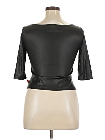 Mudd 3/4 Sleeve Top (view 2)