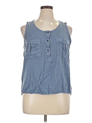 a.n.a. A New Approach Sleeveless Blouse (view 1)