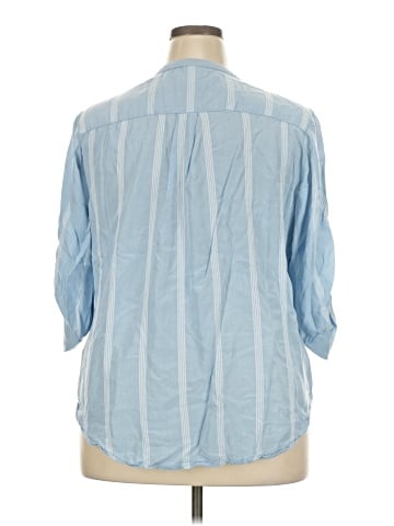 Torrid 3/4 Sleeve Button-Down Shirt (view 2)
