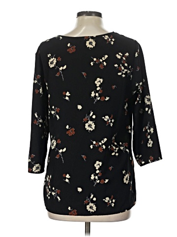 Le Lis 3/4 Sleeve Blouse (view 2)