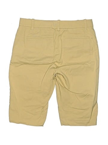 Vince. Khaki Shorts (view 2)