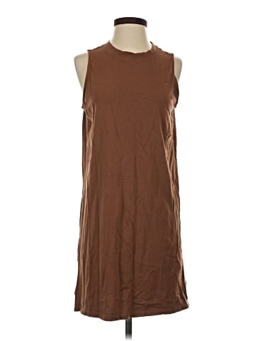 Old Navy Casual Dress (view 1)