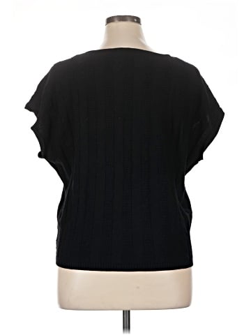 Cyrus Sleeveless T-Shirt (view 2)