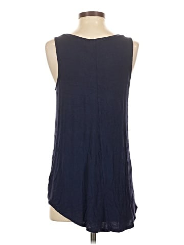 Old Navy Sleeveless T-Shirt (view 2)