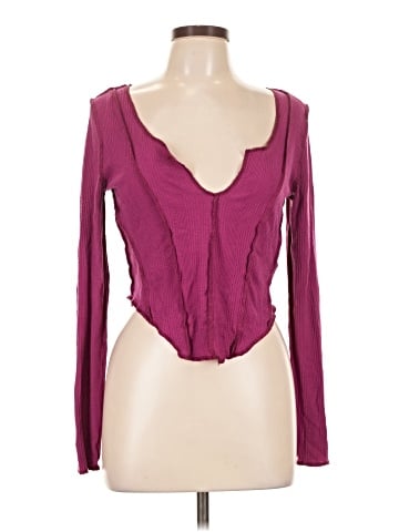 Urban Outfitters Long Sleeve T-Shirt (view 1)