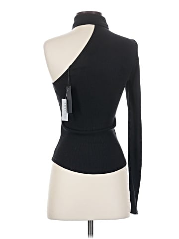 The Range Long Sleeve Turtleneck (view 2)