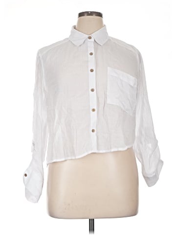 Passport 3/4 Sleeve Button-Down Shirt (view 1)