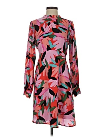 Donna Morgan Casual Dress (view 1)