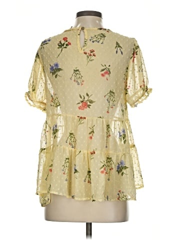 Lily White Short Sleeve Blouse (view 2)