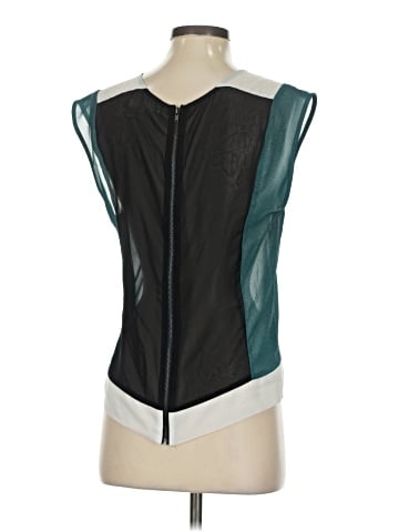 Robbi & Nikki Sleeveless Blouse (view 2)