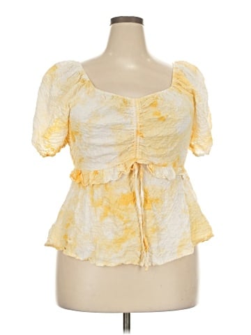 Sweet Rain Short Sleeve Blouse (view 1)