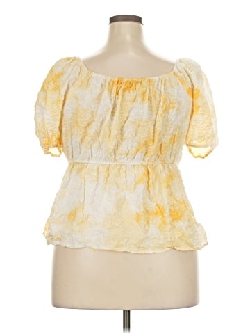 Sweet Rain Short Sleeve Blouse (view 2)