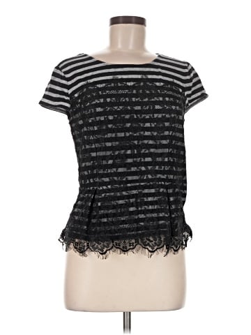 Kohl's Short Sleeve T-Shirt (view 1)