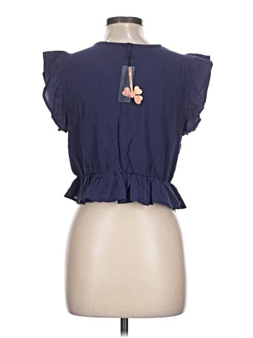 Fancyinn Sleeveless Blouse (view 2)