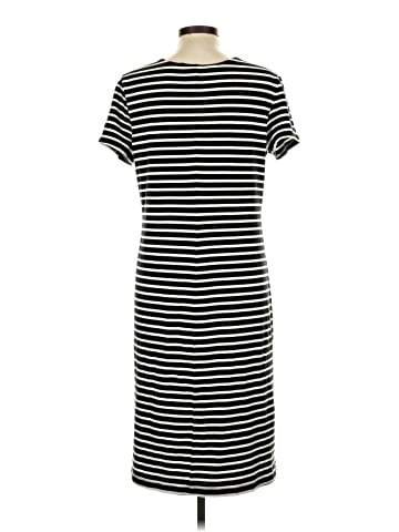 Old Navy Casual Dress (view 2)