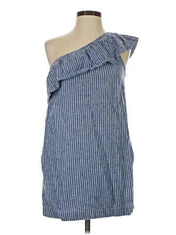 Saks Fifth Avenue Casual Dress (view 1)