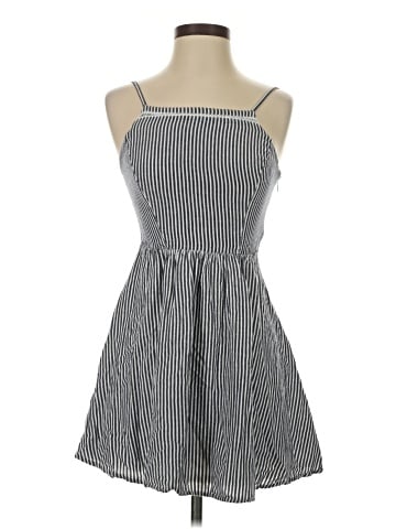 Old Navy Casual Dress (view 1)
