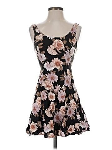 Forever 21 Sleeveless Top (view 1)