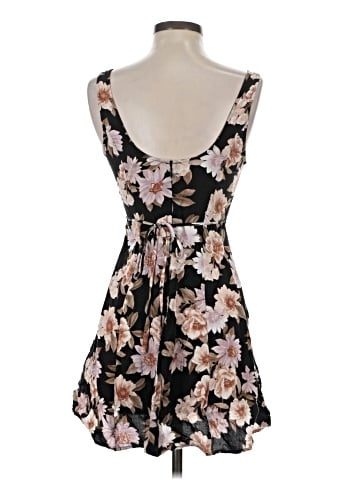 Forever 21 Sleeveless Top (view 2)